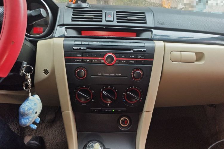 Used Mazda 3 2012 1.6L Manual Classic Special Offer Audio And AC Panel
