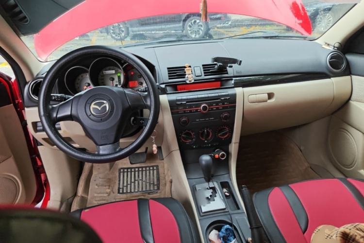 Used Mazda 3 2012 1.6L Automatic Classic Special Offer Center Console
