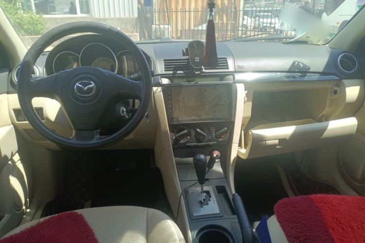 Used Mazda 3 2012 1.6L Automatic Classic Standard Edition Center Console