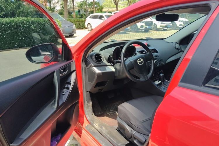 Used Mazda 3 2012 Hatchback 1.6L Automatic Elite Model Driver Seat