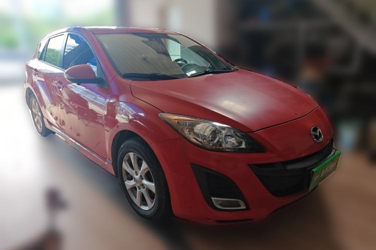 Used Mazda 3 2012 Hatchback 2.0L Automatic Luxury Model Front Right 45 Deg