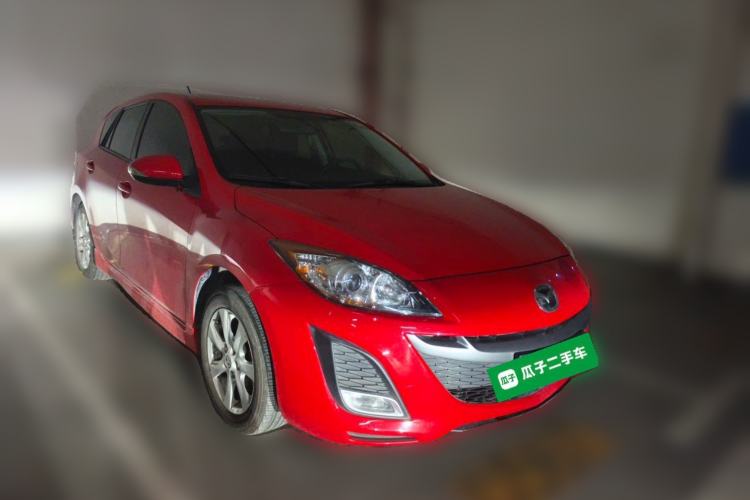 Used Mazda 3 2012 Hatchback 2.0L Automatic Luxury Model Front Right 45 Deg