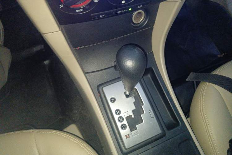 Used Mazda 3 2012 1.6L Automatic Classic Special Offer Gear Lever