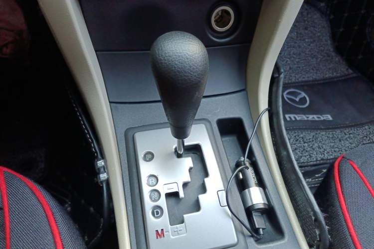 Used Mazda 3 2012 1.6L Automatic Classic Standard Edition Gear Lever