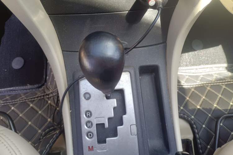 Used Mazda 3 2012 1.6L Automatic Classic Standard Edition Gear Lever