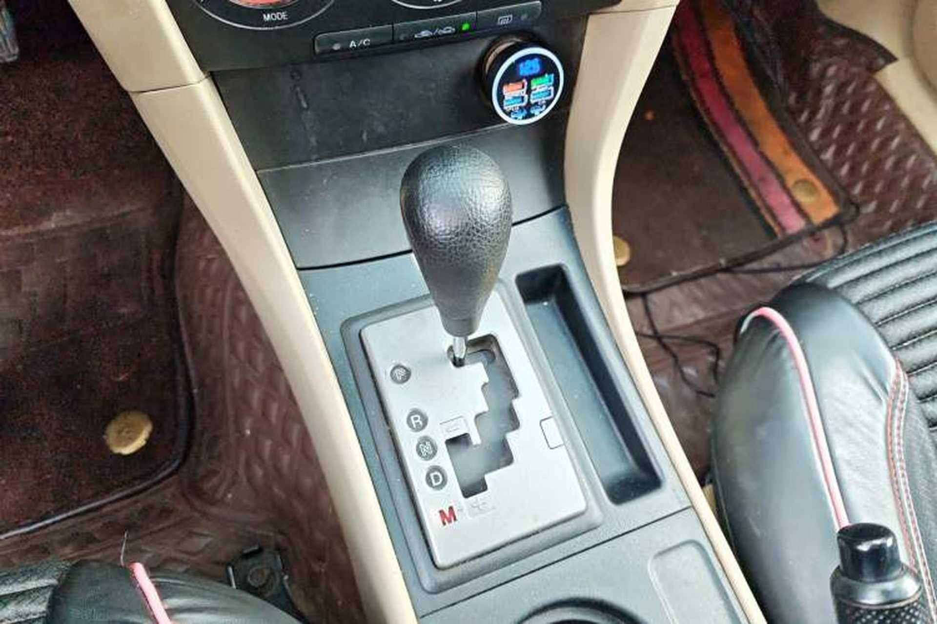 Used Mazda 3 2012 1.6L Automatic Classic Standard Edition Gear Lever