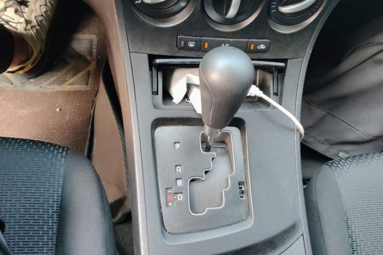 Used Mazda 3 2012 Hatchback 1.6L Automatic Elite Model Gear Lever