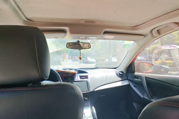 Used Mazda 3 2012 Hatchback 1.6L Automatic Elite Model Headliner
