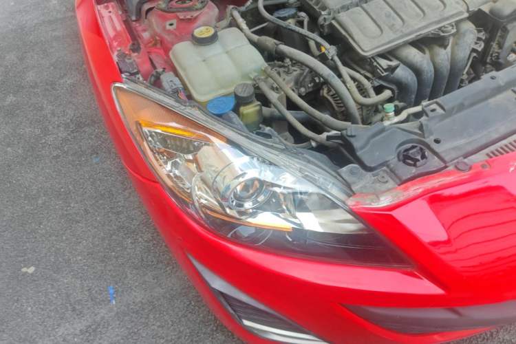 Used Mazda 3 2012 Hatchback 1.6L Automatic Elite Model Right Front Headlight