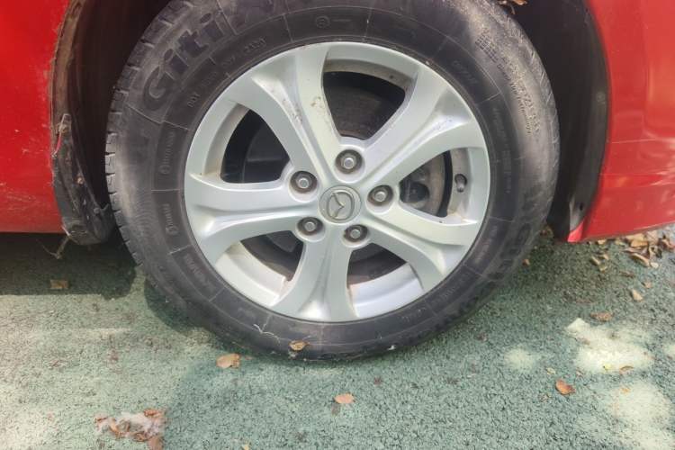 Used Mazda 3 2012 1.6L Manual Classic Standard Edition Right Front Wheel Hub