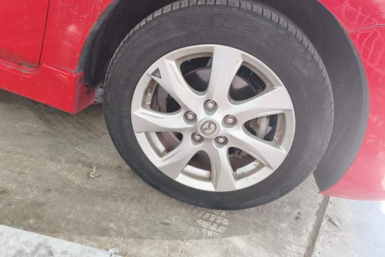 Used Mazda 3 2012 Hatchback 2.0L Automatic Luxury Model Right Front Wheel Hub
