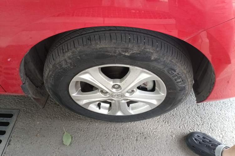 Used Mazda 3 2012 Hatchback 1.6L Manual Comfort Model Right Front Wheel Hub