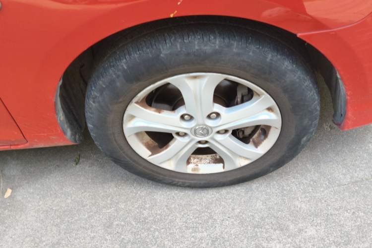 Used Mazda 3 2012 1.6L Manual Classic Standard Edition Right Front Wheel Hub