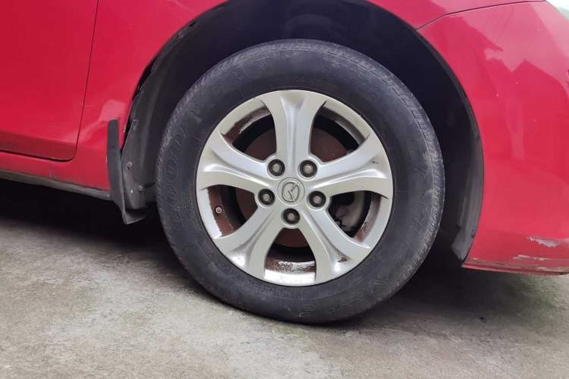 Used Mazda 3 2012 Hatchback 1.6L Manual Comfort Model Right Front Wheel Hub
