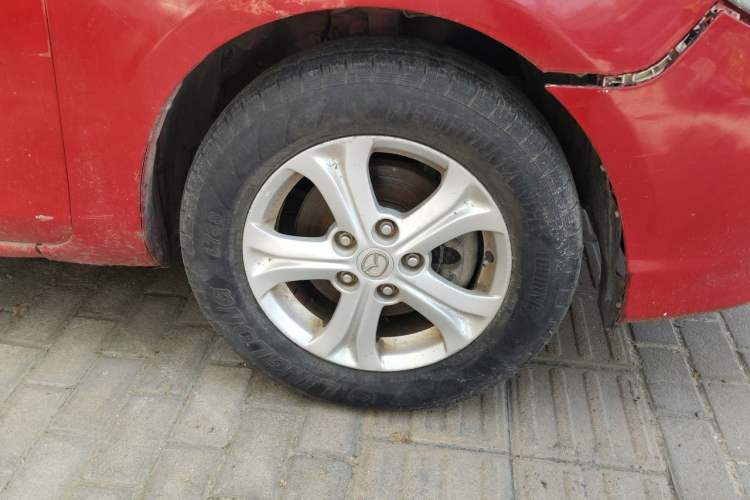 Used Mazda 3 2012 1.6L Automatic Classic Standard Edition Right Front Wheel Hub