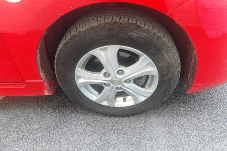 Used Mazda 3 2012 Hatchback 1.6L Automatic Elite Model Right Front Wheel Hub