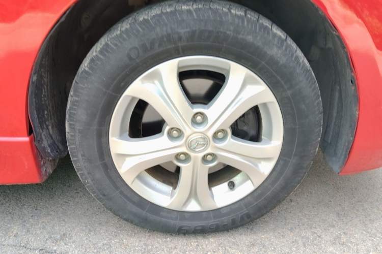 Used Mazda 3 2012 Hatchback 1.6L Automatic Elite Model Right Front Wheel Hub