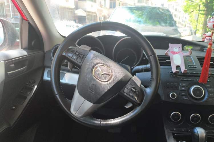 Used Mazda 3 2012 Hatchback 2.0L Automatic Luxury Model Steering Wheel