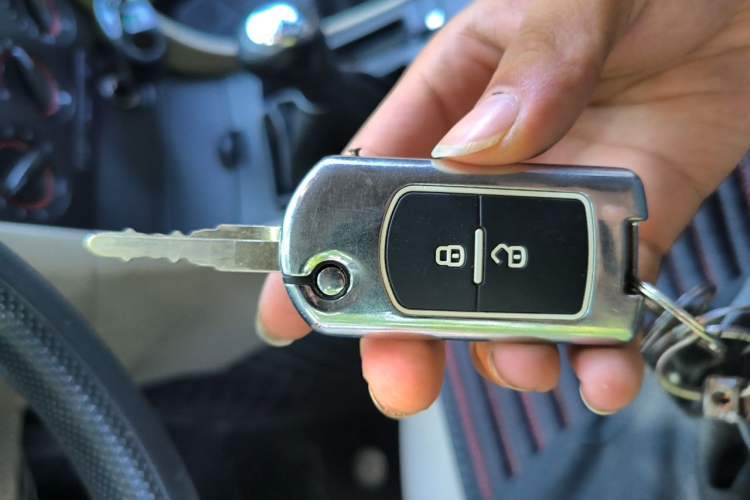 Used Mazda 3 2012 1.6L Manual Classic Standard Edition Vehicle Key