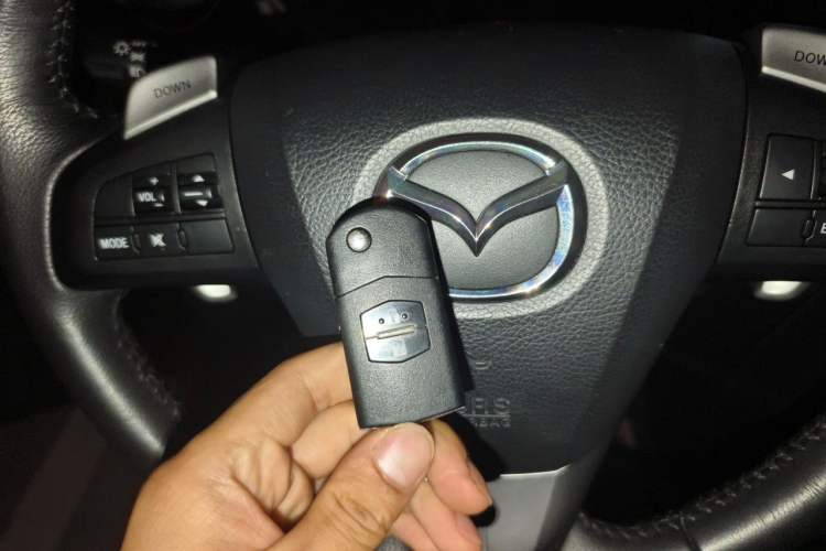 Used Mazda 3 2012 Hatchback 2.0L Automatic Luxury Model Vehicle Key