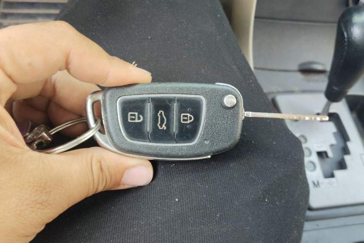 Used Mazda 3 2012 1.6L Automatic Classic Standard Edition Vehicle Key