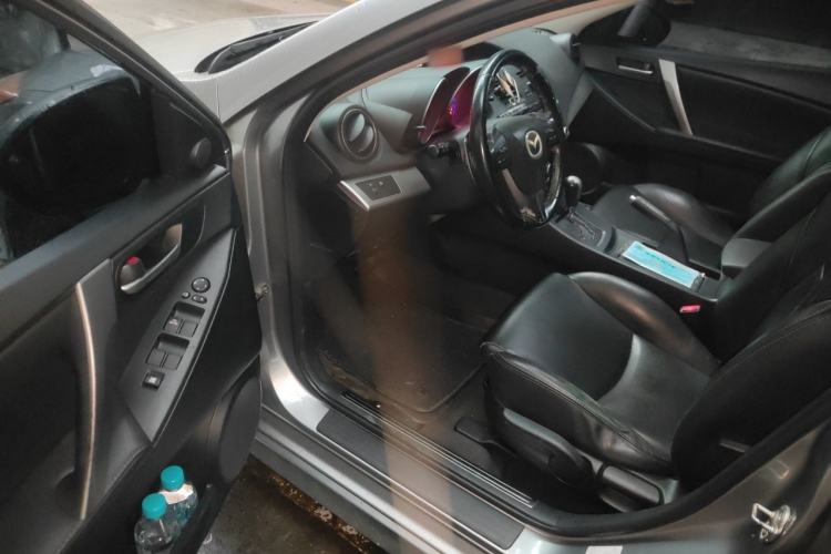 Used Mazda 3 2012 Hatchback 2.0L Automatic Luxury Model Driver Seat