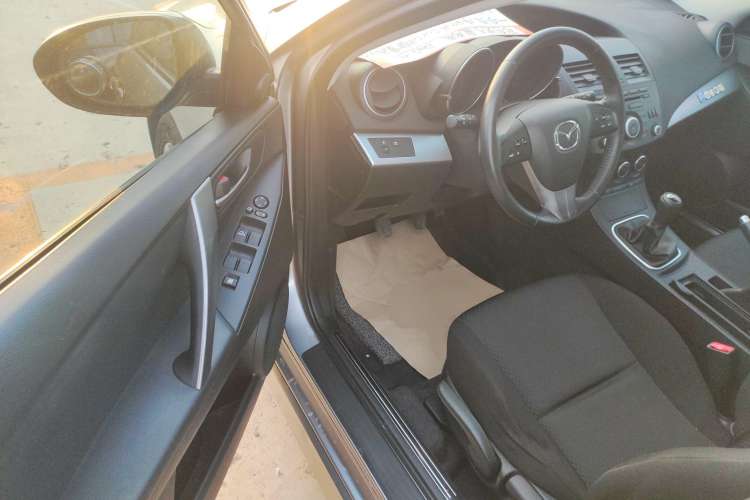 Used Mazda 3 2012 Hatchback 2.0L Manual Sport Model Driver Seat