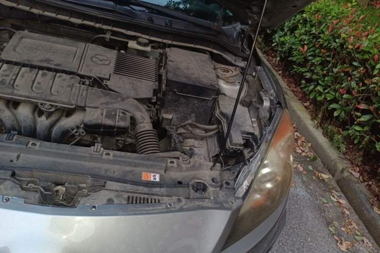 Used Mazda 3 2012 Hatchback 1.6L Manual Comfort Model Engine Bay Left