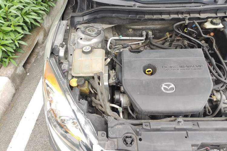 Used Mazda 3 2012 Hatchback 2.0L Automatic Luxury Model Engine Bay Right