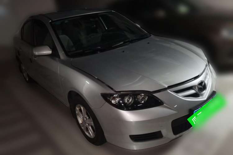 Used Mazda 3 2012 1.6L Automatic Classic Special Offer Front Right 45 Deg
