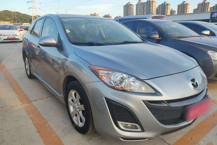 Used Mazda 3 2012 Hatchback 2.0L Manual Sport Model Front Right 45 Deg