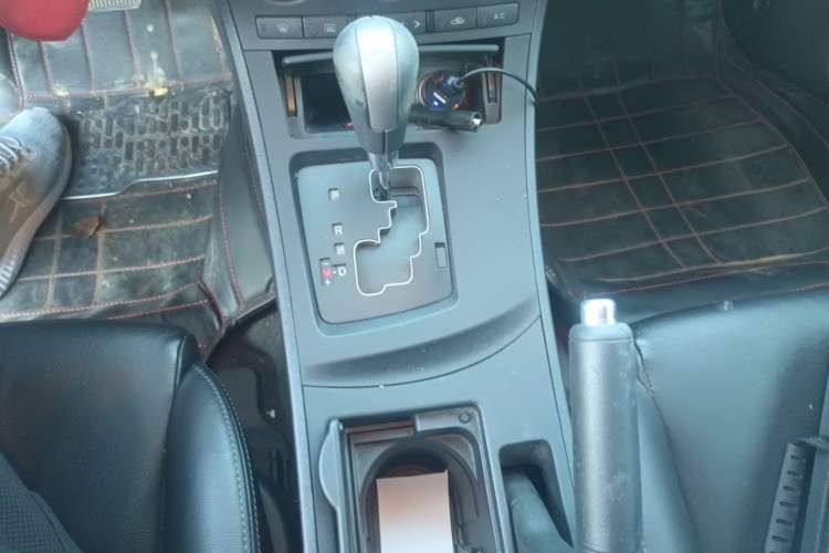 Used Mazda 3 2012 Hatchback 2.0L Automatic Luxury Model Gear Lever