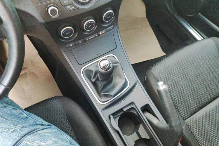 Used Mazda 3 2012 Hatchback 2.0L Manual Sport Model Gear Lever