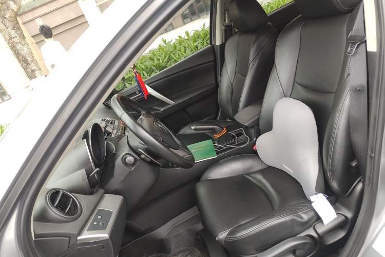 Used Mazda 3 2012 Hatchback 2.0L Automatic Luxury Model Left Front Seat