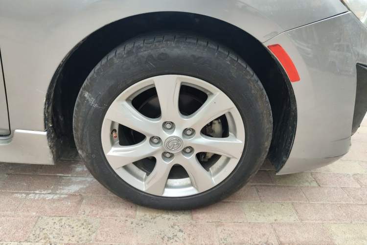 Used Mazda 3 2012 Hatchback 2.0L Manual Sport Model Right Front Wheel Hub