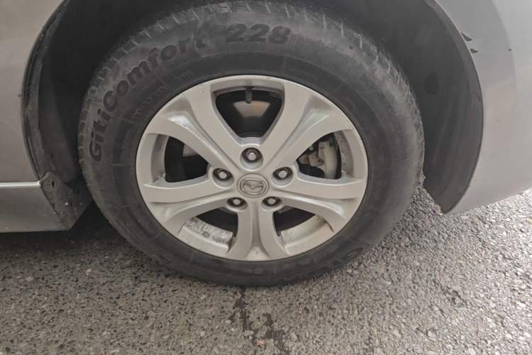 Used Mazda 3 2012 Hatchback 1.6L Automatic Elite Model Right Front Wheel Hub