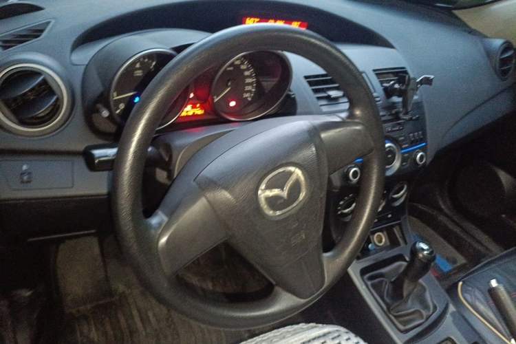 Used Mazda 3 2012 Hatchback 1.6L Manual Comfort Model Steering Wheel