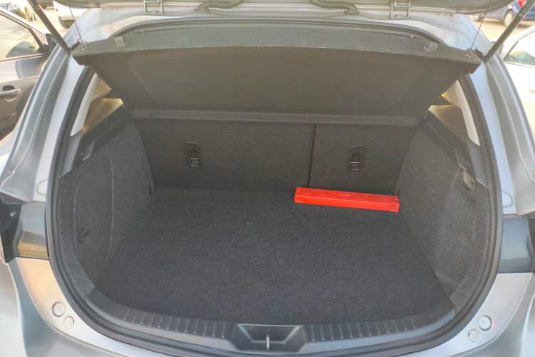 Used Mazda 3 2012 Hatchback 2.0L Manual Sport Model Trunk