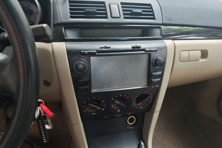 Used Mazda 3 2012 1.6L Manual Classic Standard Edition Audio And AC Panel