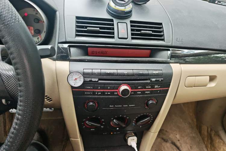 Used Mazda 3 2012 1.6L Manual Classic Special Offer Audio And AC Panel