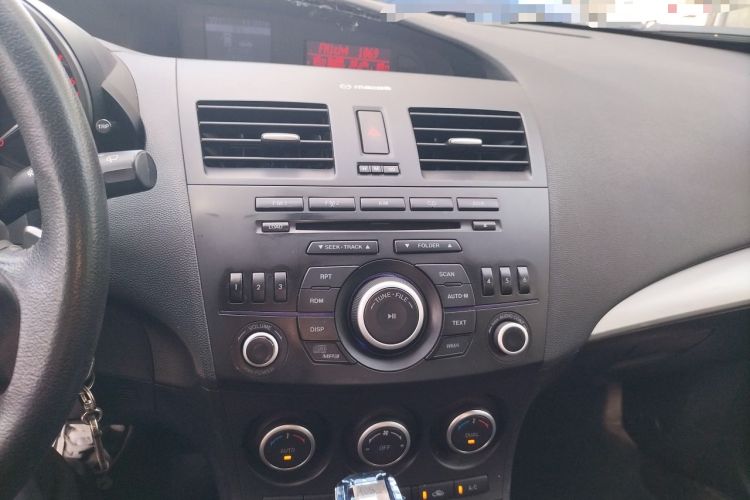 Used Mazda 3 2012 Hatchback 2.0L Automatic Luxury Model Audio And AC Panel