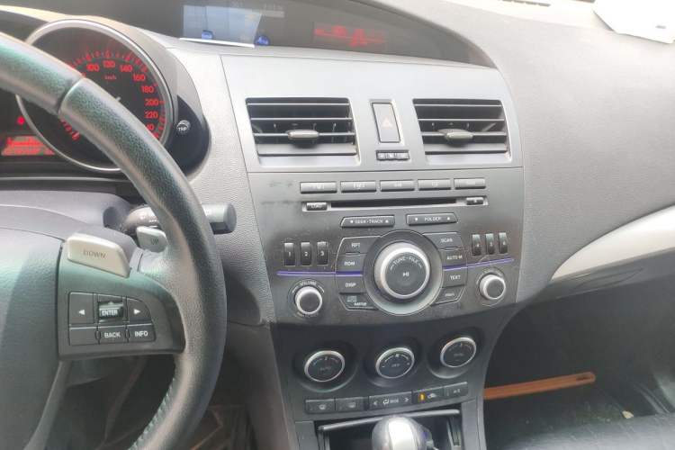 Used Mazda 3 2012 Hatchback 2.0L Automatic Luxury Model Audio And AC Panel