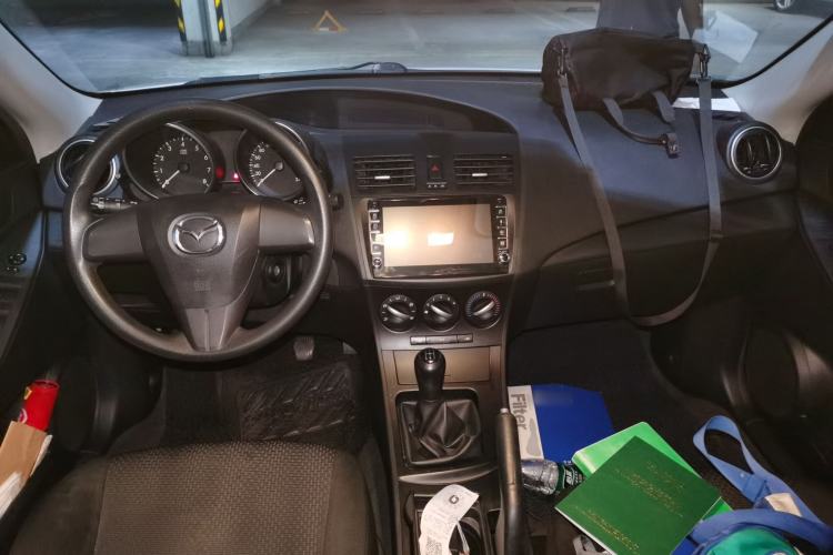 Used Mazda 3 2012 Hatchback 1.6L Manual Comfort Model Center Console