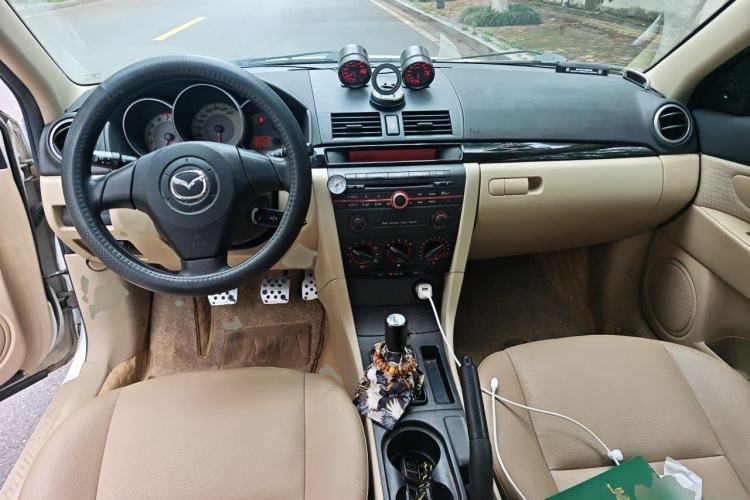 Used Mazda 3 2012 1.6L Manual Classic Special Offer Center Console