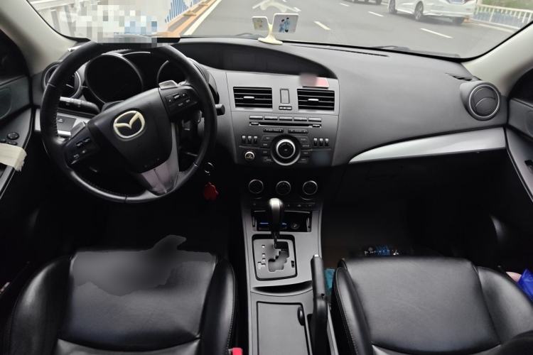 Used Mazda 3 2012 Hatchback 2.0L Automatic Luxury Model Center Console