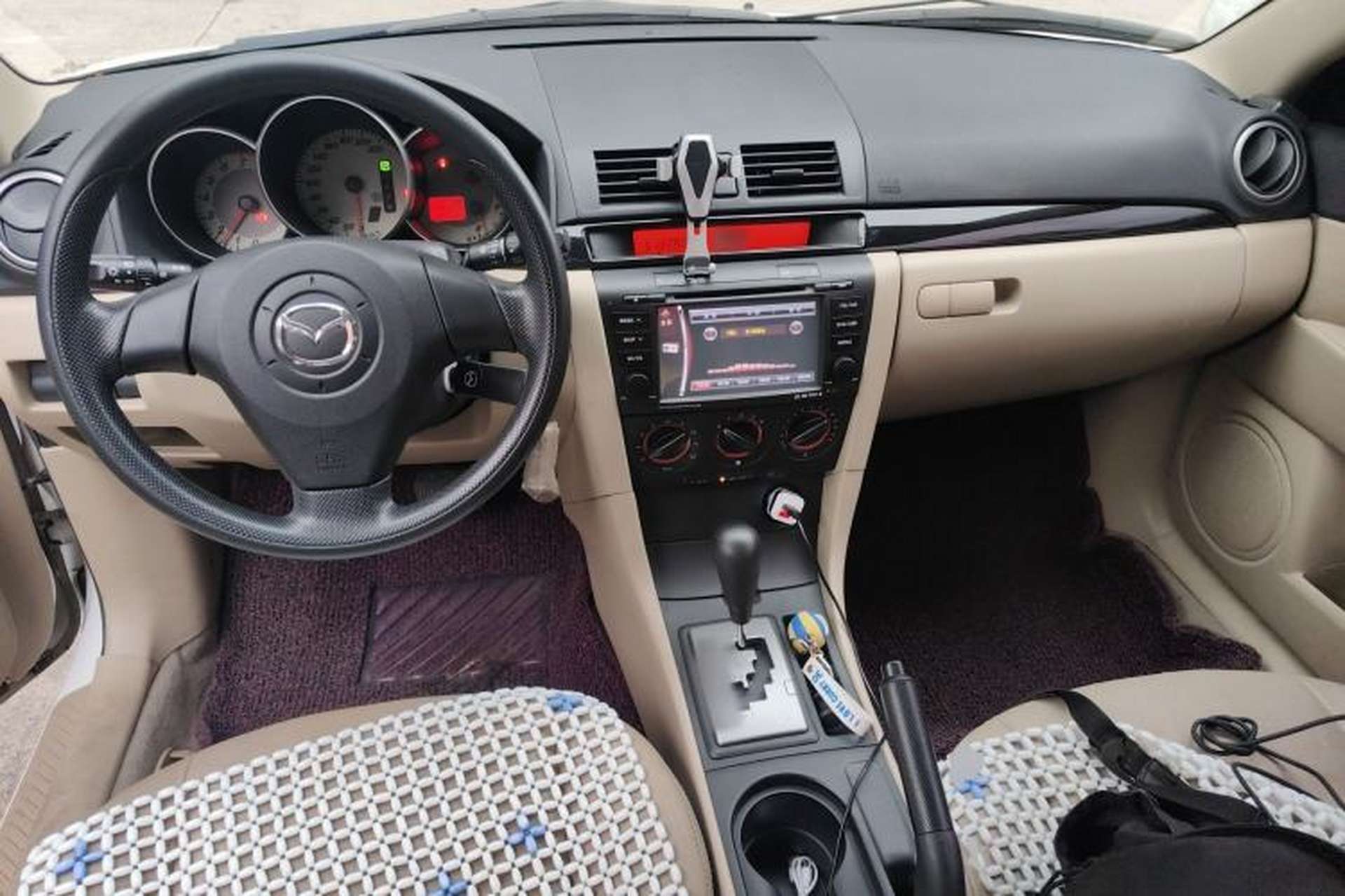 Used Mazda 3 2012 1.6L Automatic Classic Standard Edition Center Console