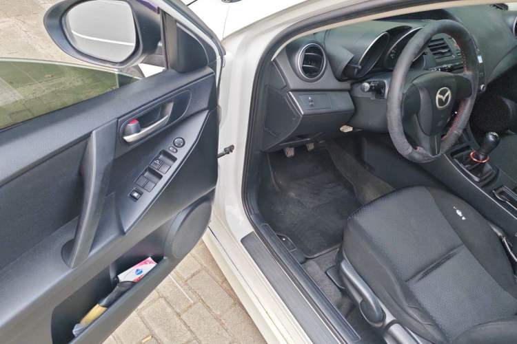 Used Mazda 3 2012 Hatchback 1.6L Manual Comfort Model Driver Seat