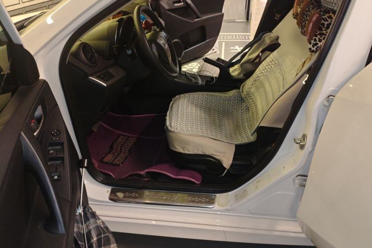 Used Mazda 3 2012 Hatchback 1.6L Automatic Elite Model Driver Seat