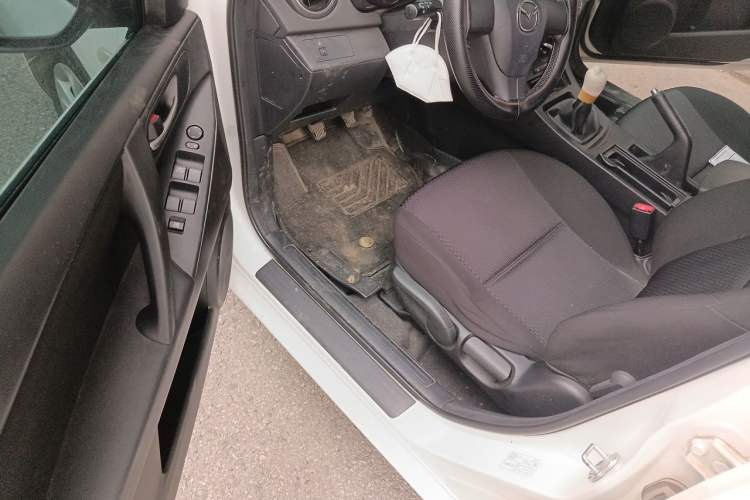 Used Mazda 3 2012 Hatchback 1.6L Manual Comfort Model Driver Seat