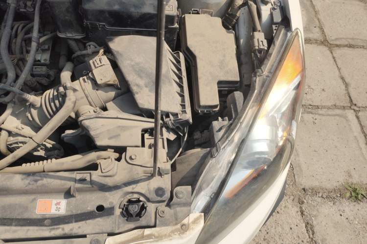 Used Mazda 3 2012 Hatchback 2.0L Automatic Luxury Model Engine Bay Left